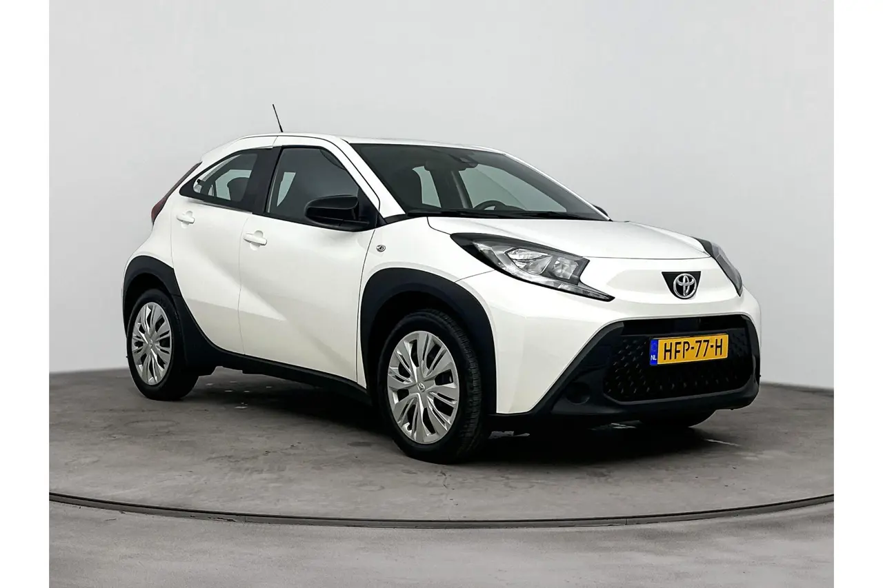 Toyota Aygo X 1.0 VVT-i Mt Play 2025, foto 1