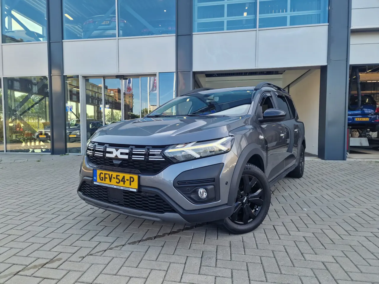 Dacia Jogger 1.6 Hybrid 140 Extreme 5P. Automaat 2023, foto 1