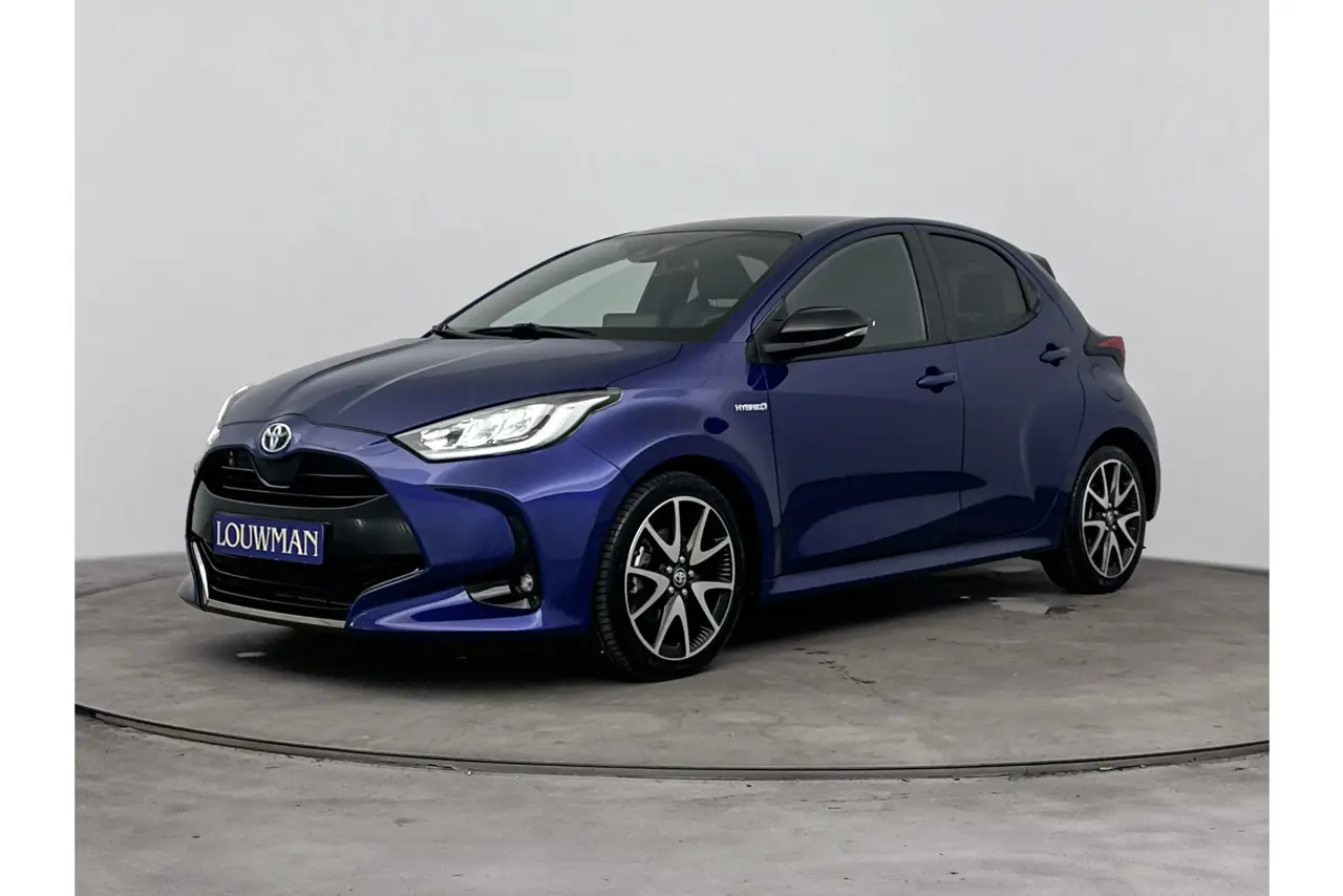 Toyota Yaris 1.5 Hybrid Executive Limited 2020, foto 1