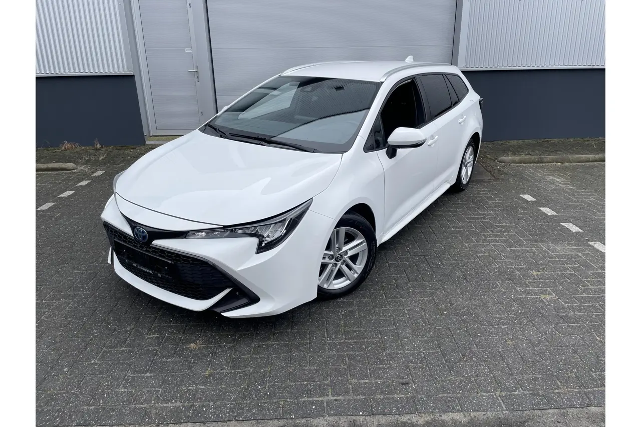 Toyota Corolla Touring Sports 1.8 Hybrid Business Special 2022, photo 1