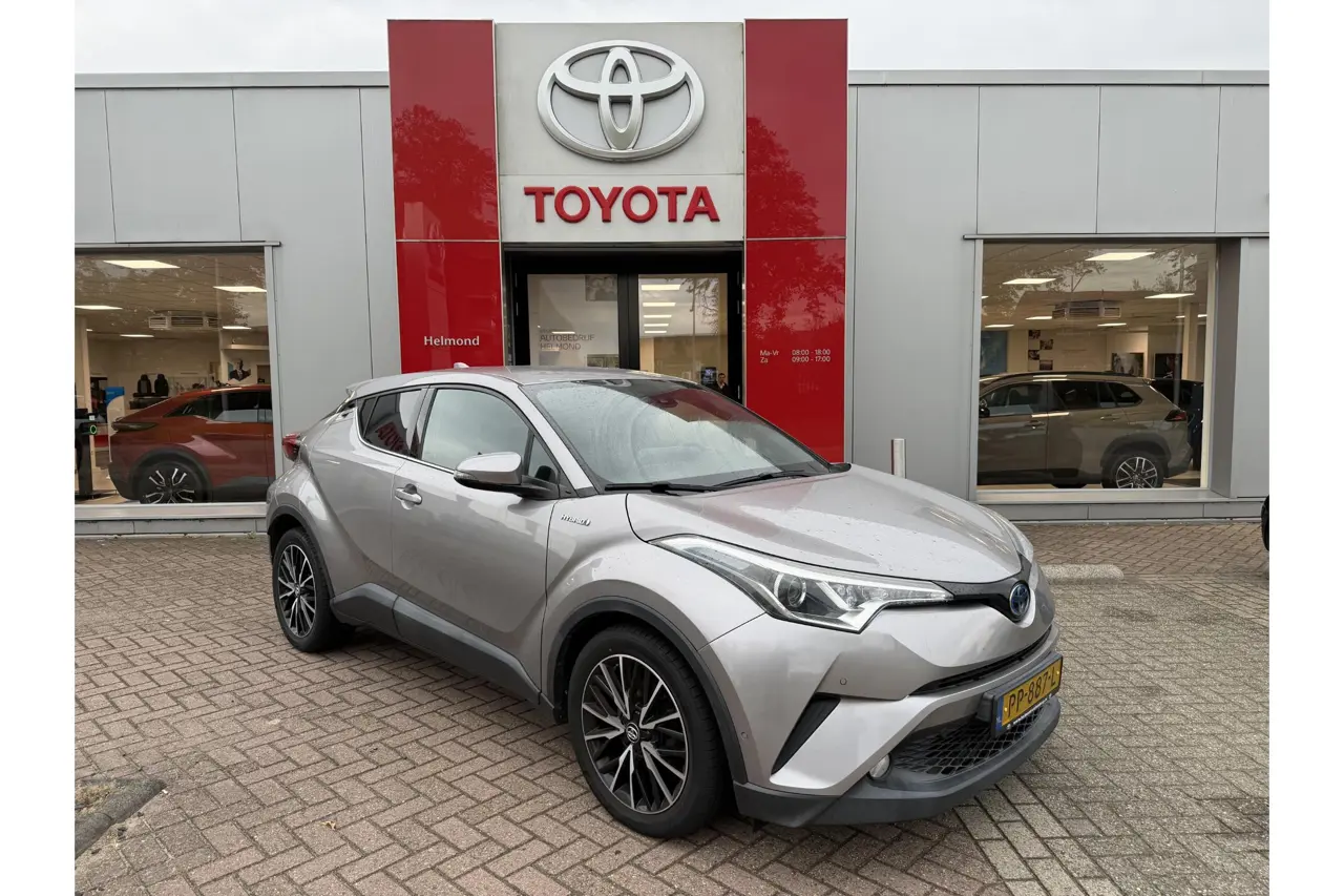 Toyota C-HR 1.8 Hybrid Executive 2017, foto 1