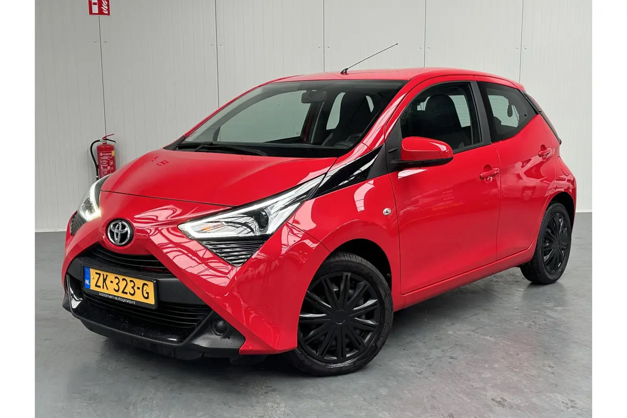 Toyota Aygo 1.0 VVT-i X-Play Limited 2019, foto 1