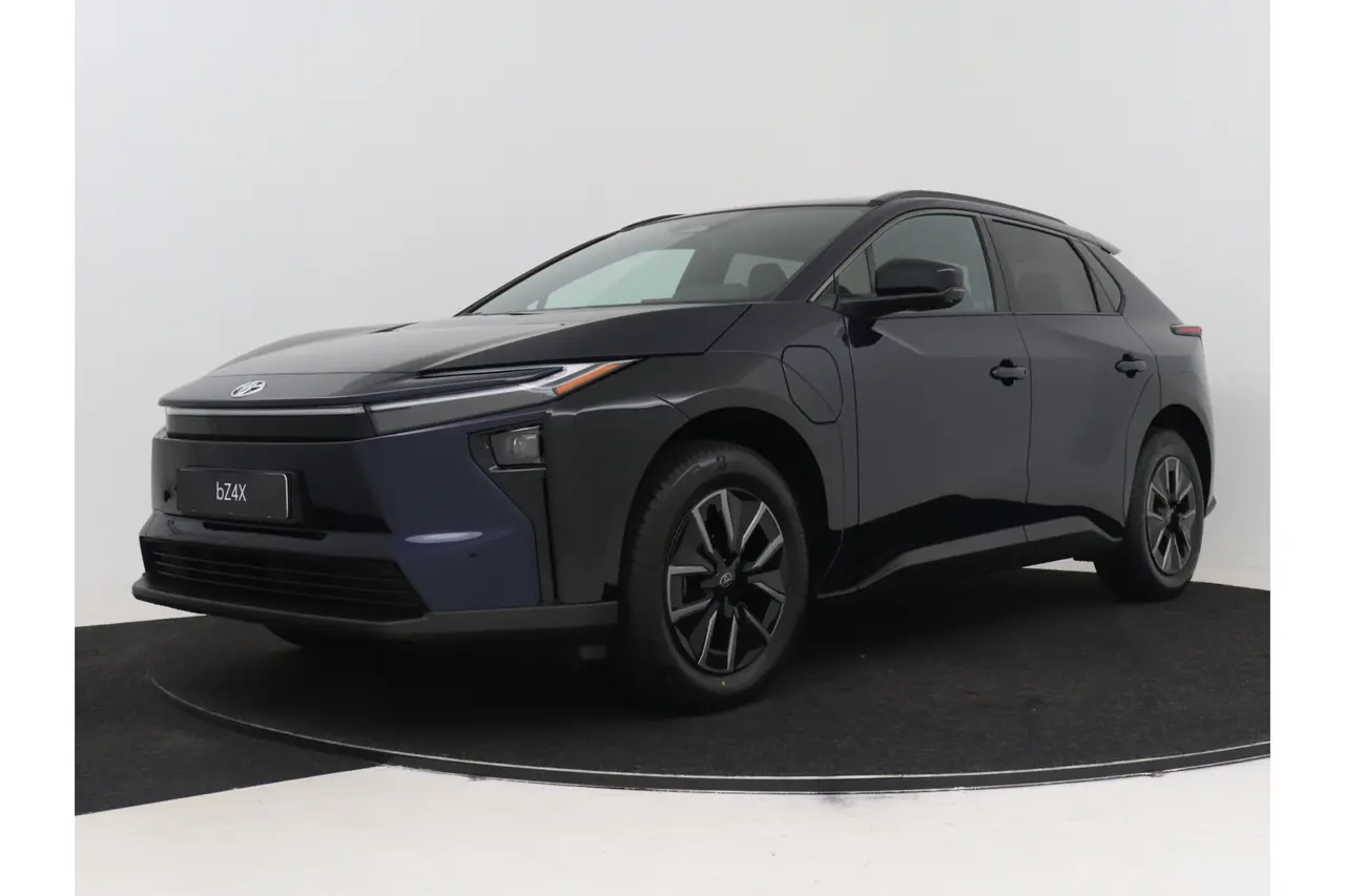 Toyota bZ4X Executive 73 kWh 2026, foto 1