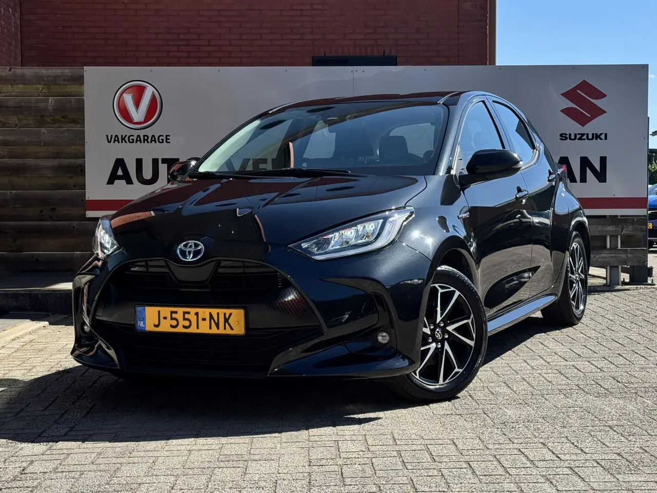 Toyota Yaris 1.5 Hybrid First Edition 2020, foto 1