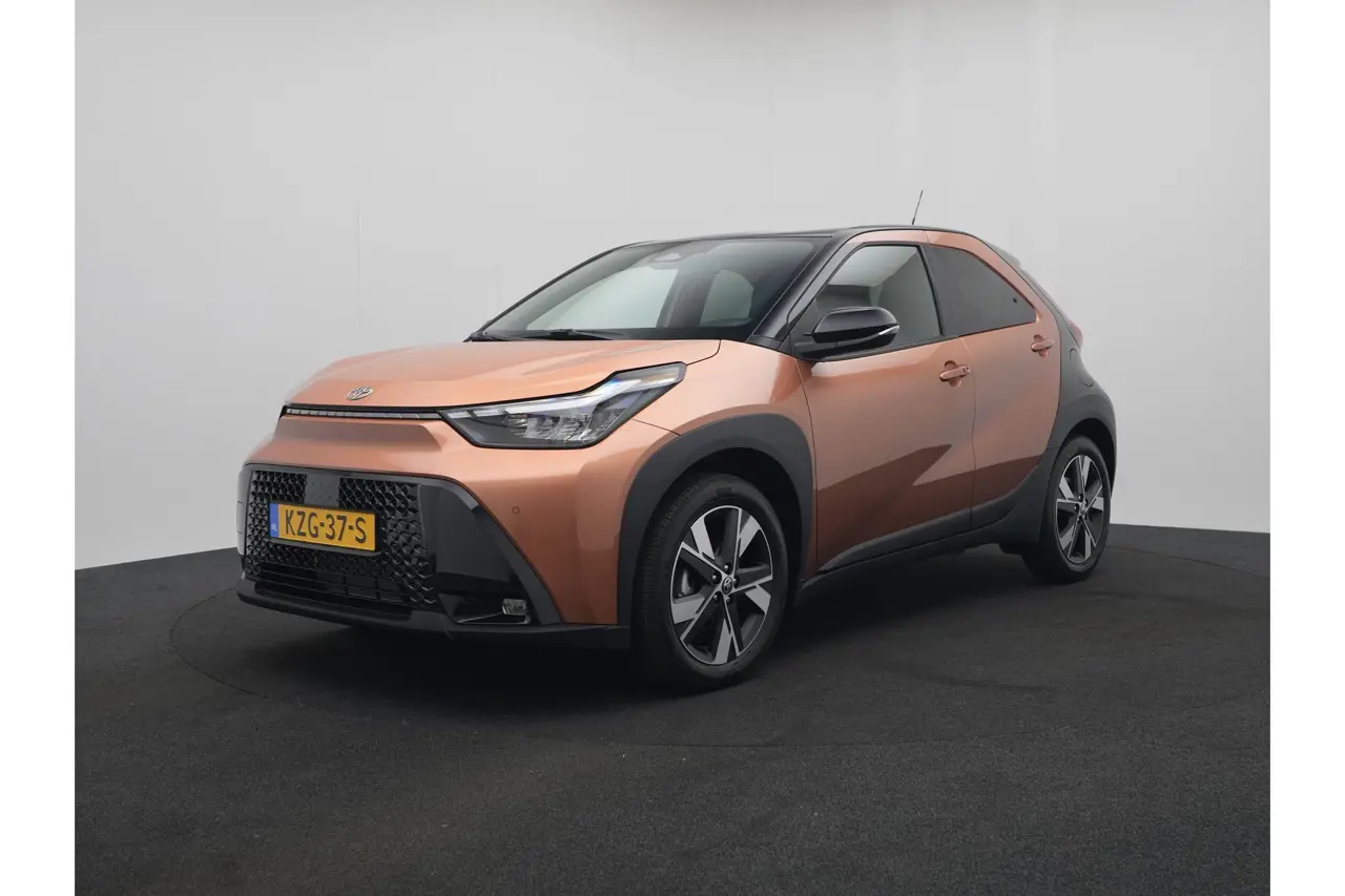 Toyota Aygo X Hybrid 115 Pulse 2026, foto 1