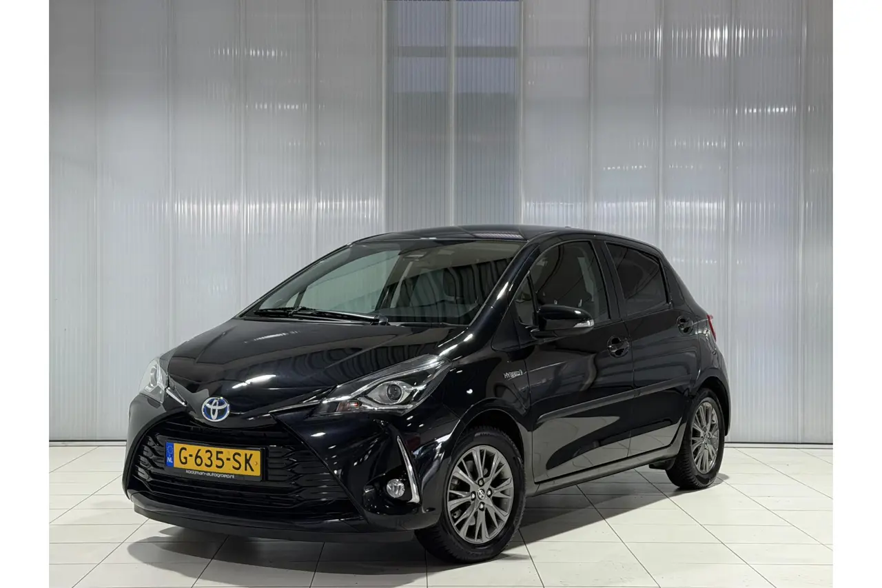 Toyota Yaris 1.5 Hybrid Dynamic 2019, foto 1