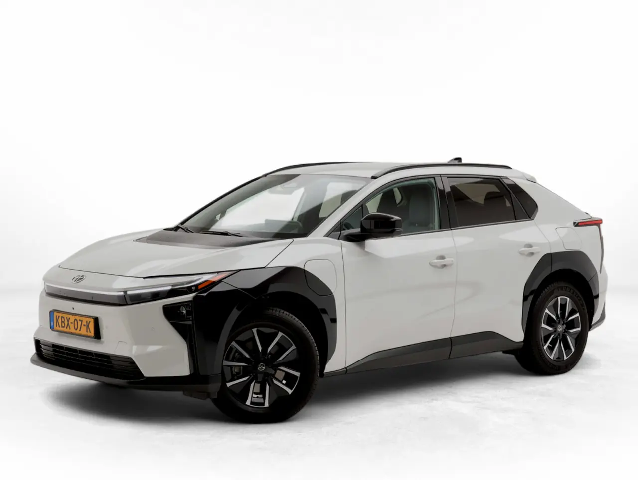 Toyota bZ4X Dynamic 73 kWh 2026, foto 1