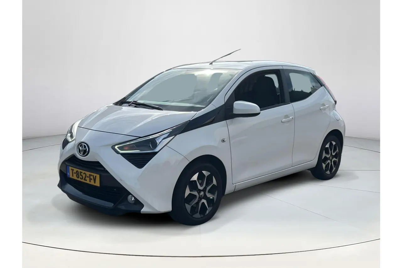 Toyota Aygo 1.0 VVT-i X-Joy 2020, foto 1