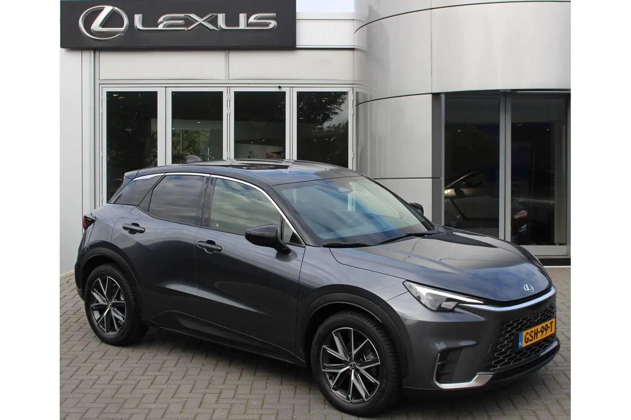 Lexus LBX 1.5 Emotion 2Wd 2024, foto 1