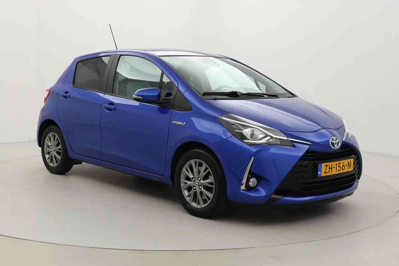 Toyota Yaris 1.5 Hybrid Dynamic 2019, foto 1