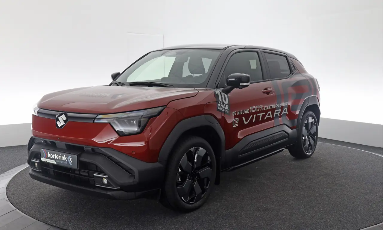 Suzuki e Vitara Style 61 kWh 2026, foto 1