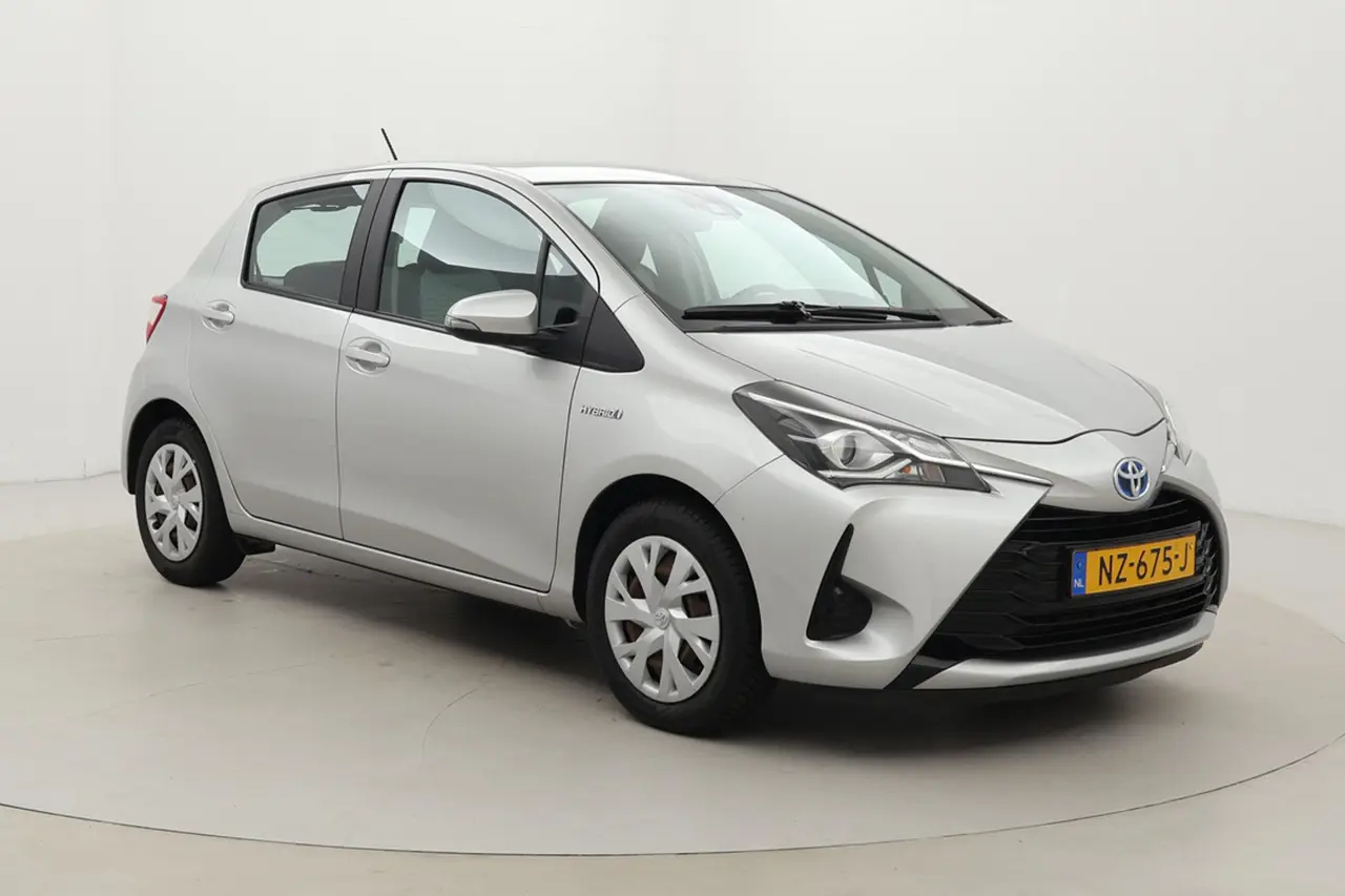 Toyota Yaris 1.5 Hybrid Aspiration 2017, foto 1