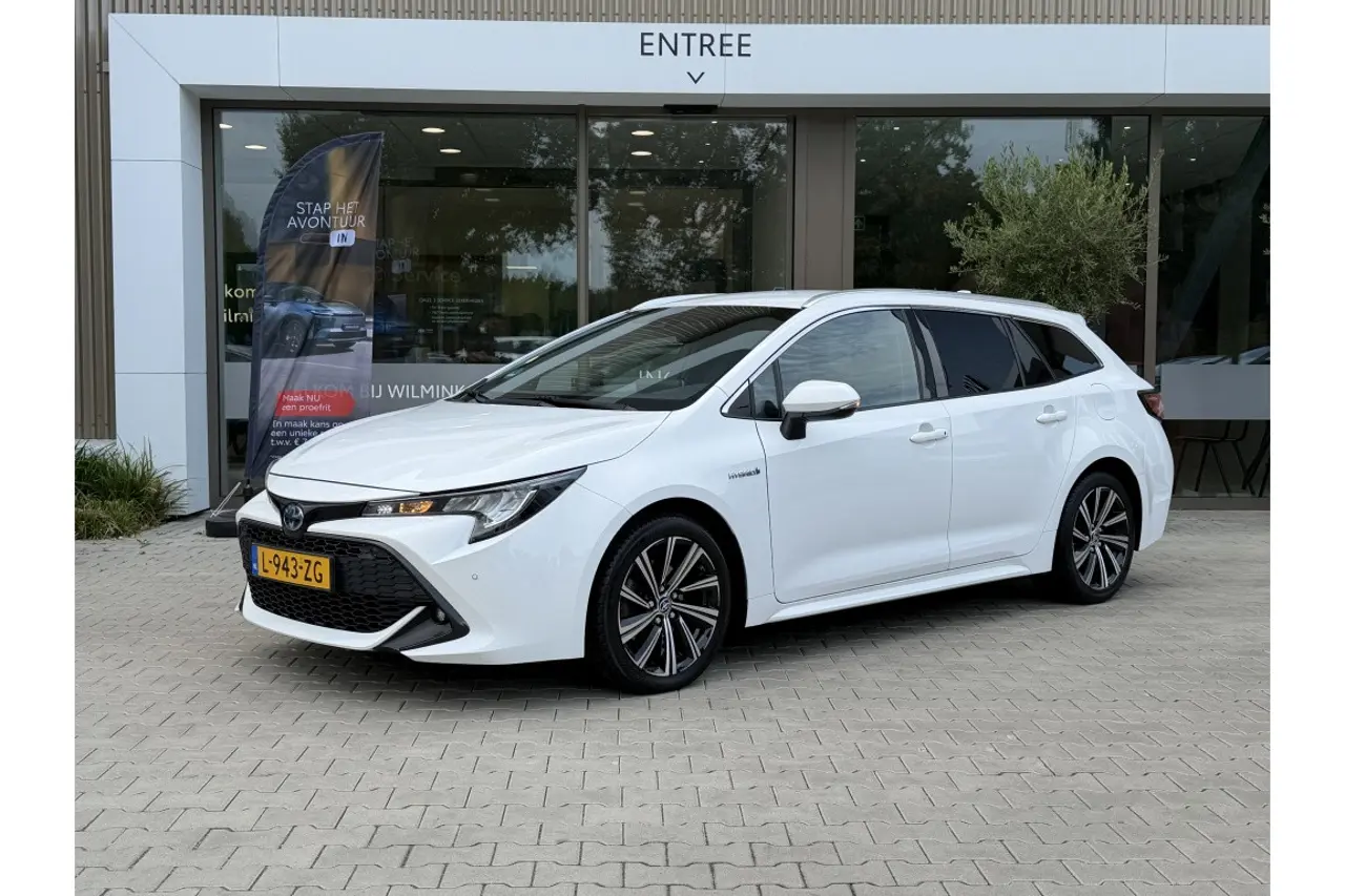 Toyota Corolla Touring Sports 2.0 Hybrid Dynamic 2021, foto 1