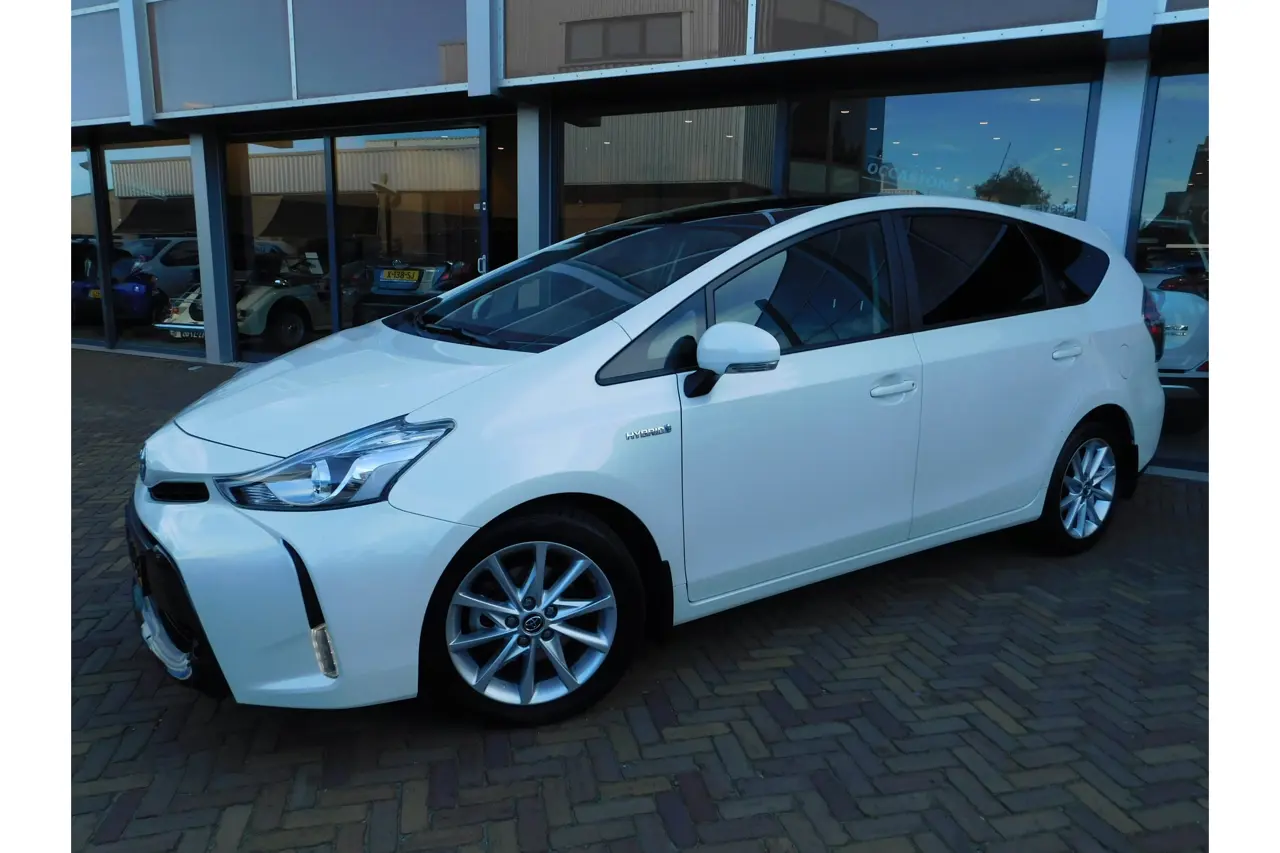 Toyota Prius + 1.8 Skyview Edition 2017, foto 1