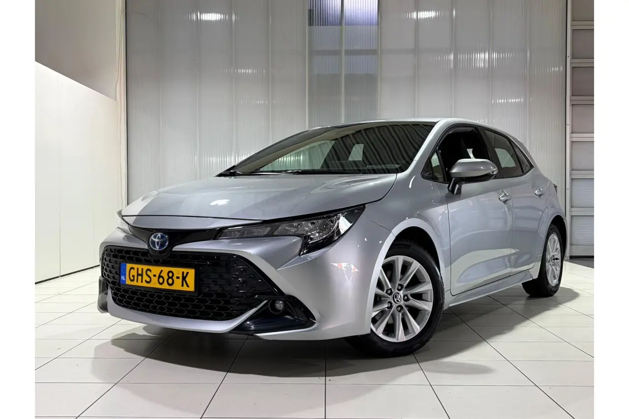Toyota Corolla Hybrid 140 Active 2024, foto 1