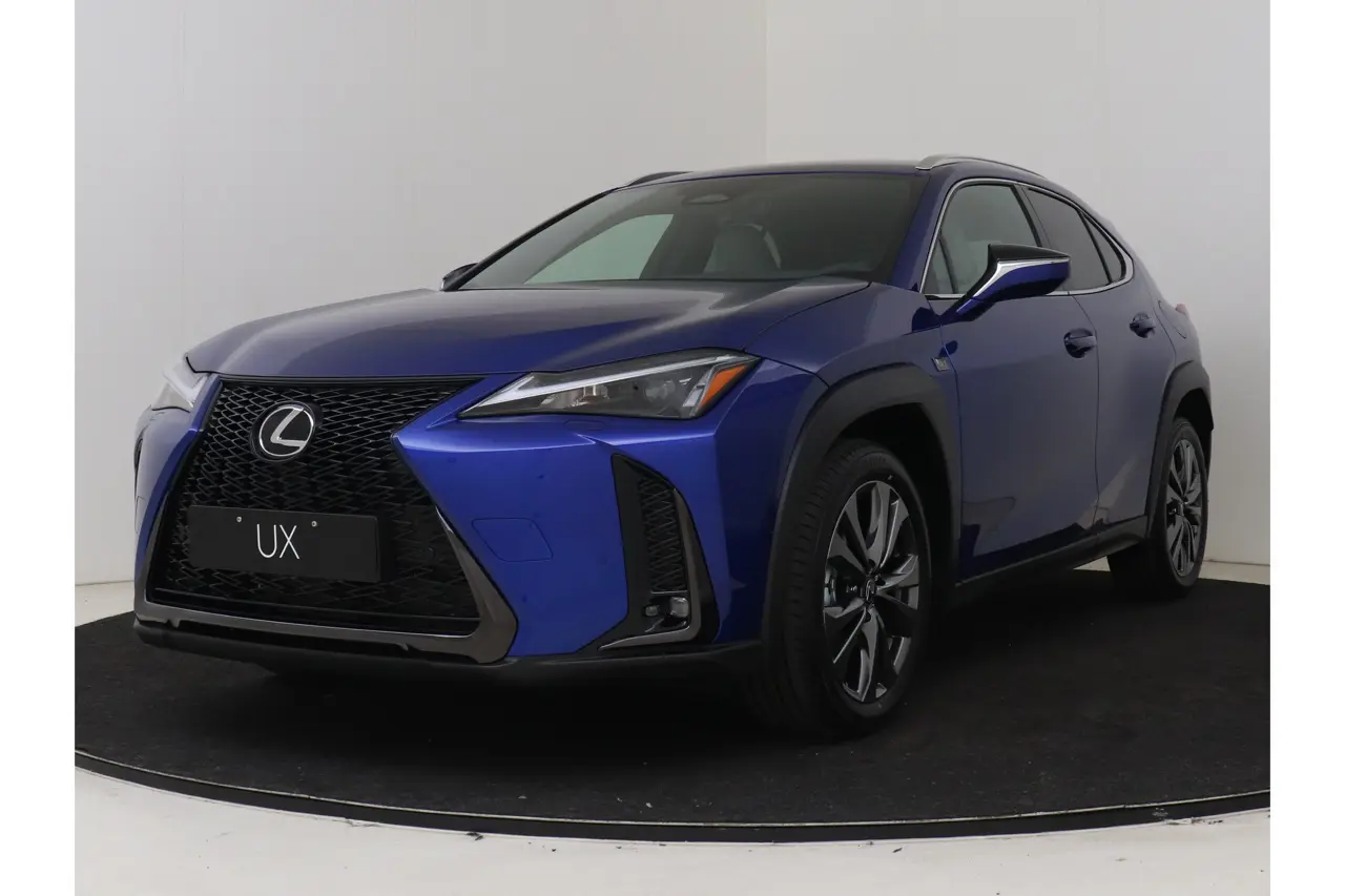 Lexus UX 300H Ultimate Edition 2026, foto 1