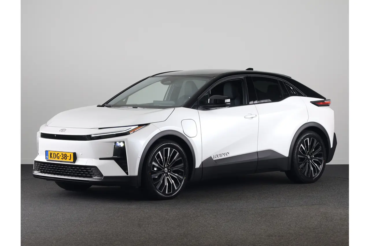 Toyota C-HR Executive AWD 77 kWh 2026, foto 1