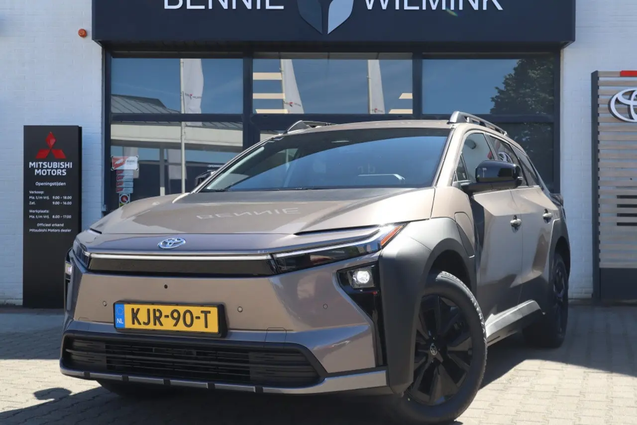 Toyota bZ4X Dynamic 75 kWh 2026, foto 1