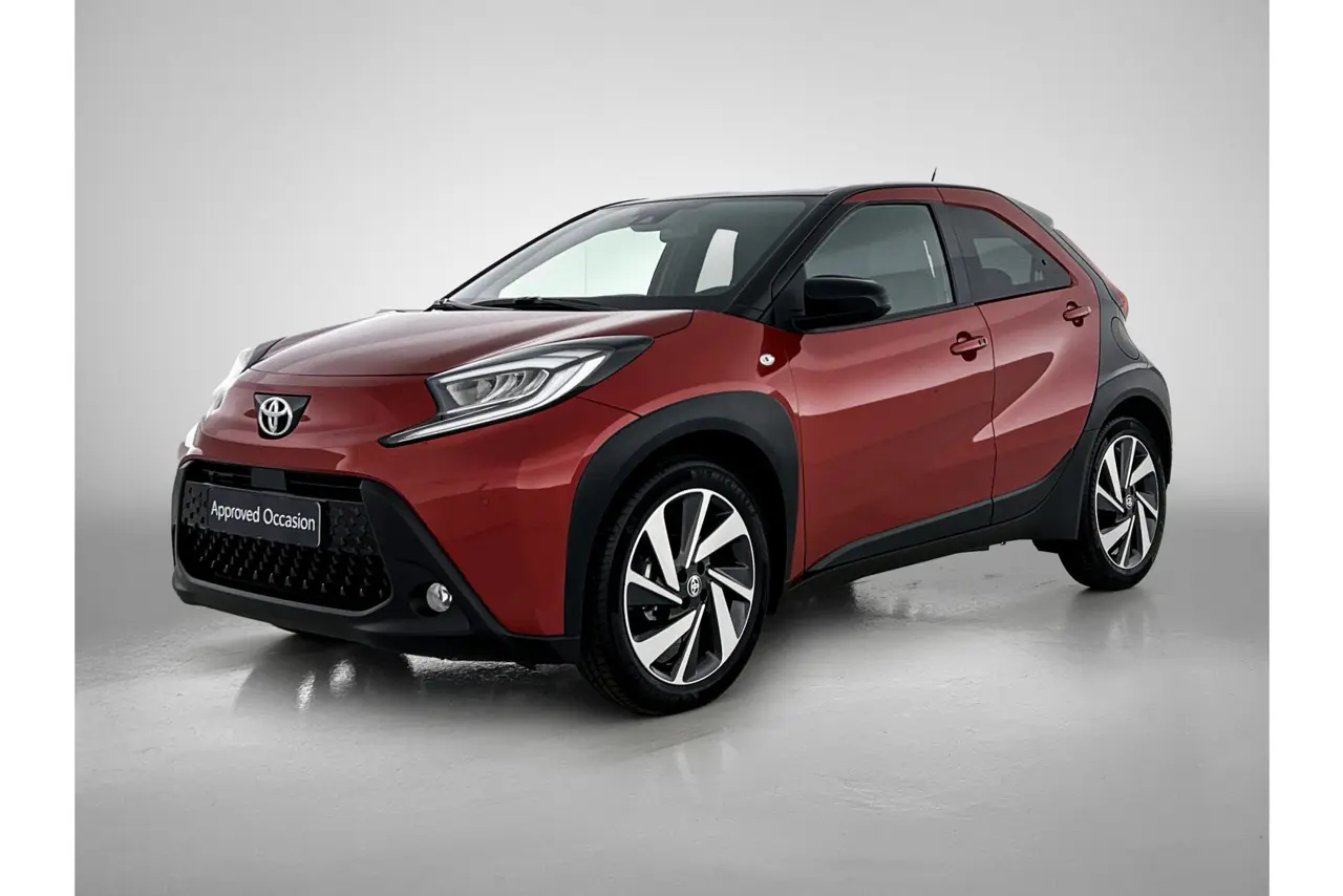 Toyota Aygo X 1.0 VVT-i S-CVT Envy Bi-Tone 2024, foto 1
