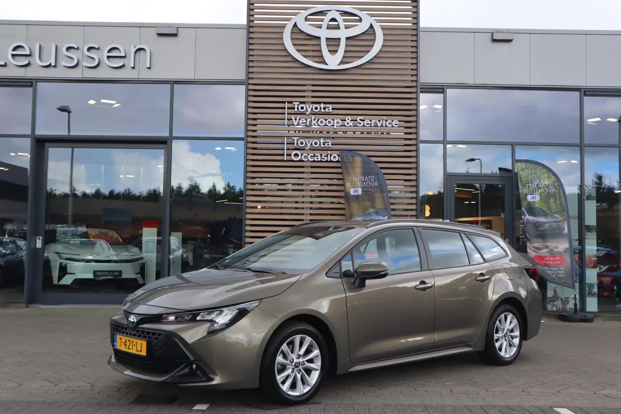 Toyota Corolla Touring Sports Hybrid 140 Active 2023, foto 1