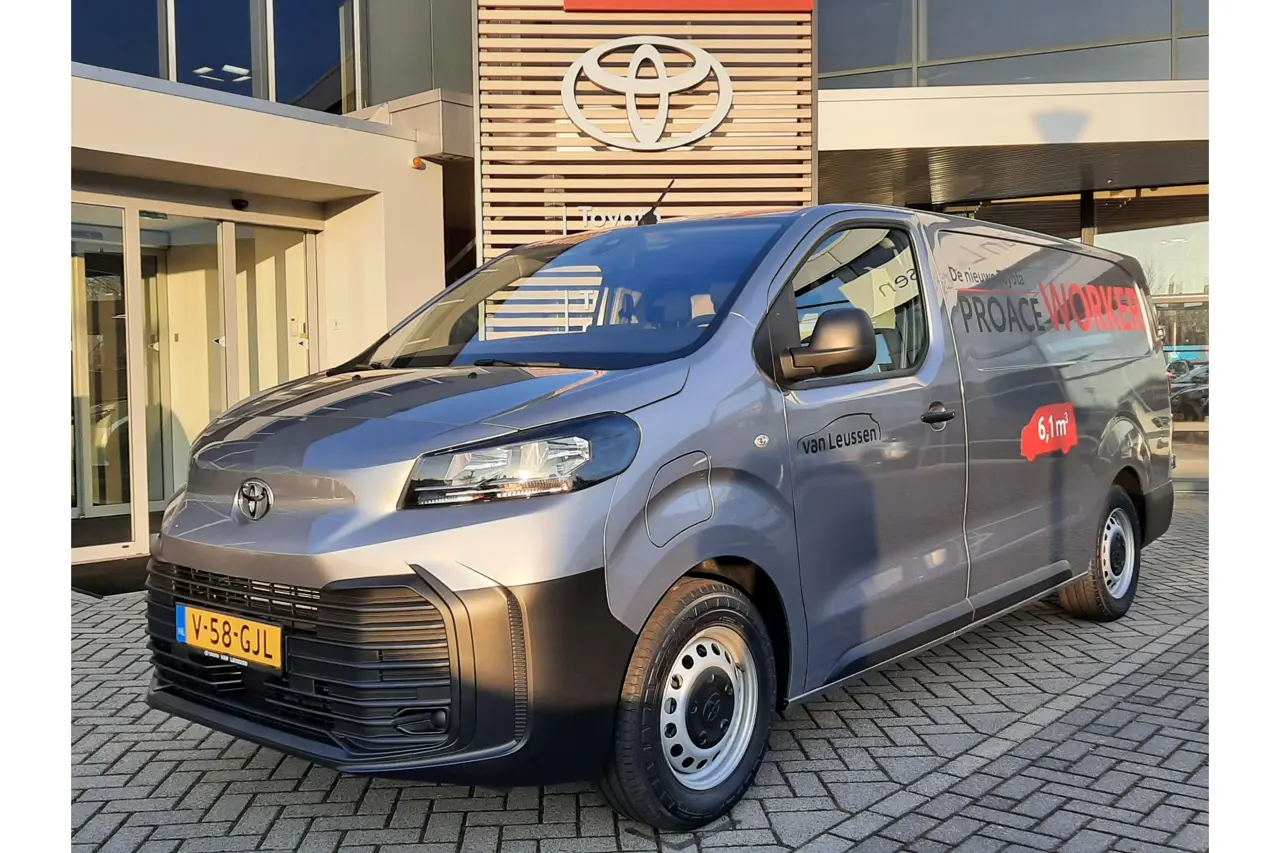 Toyota Proace Long Worker Challenger Electr Extra Range Long 75Kwh 2025, foto 1