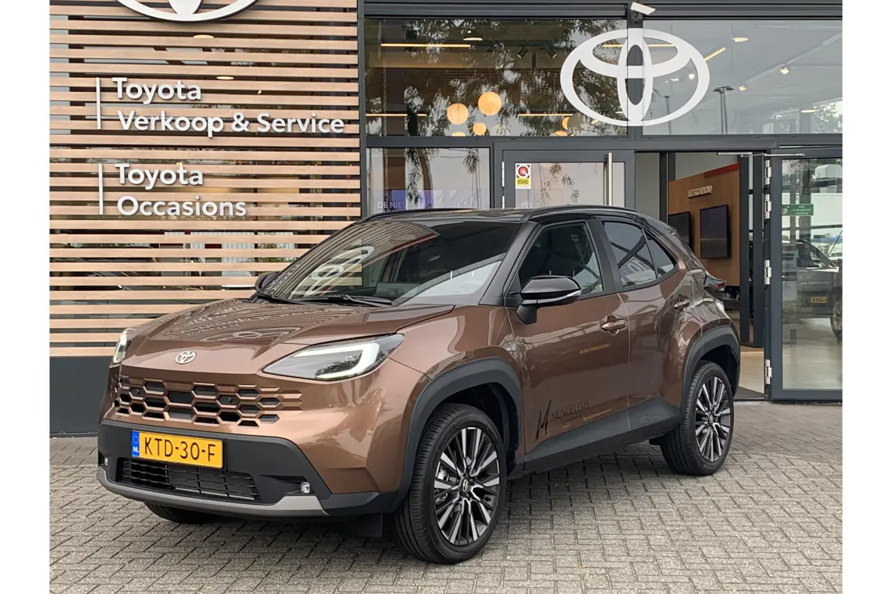 Toyota Yaris Cross 1.5 Hybrid 130 Executive 2026, foto 1