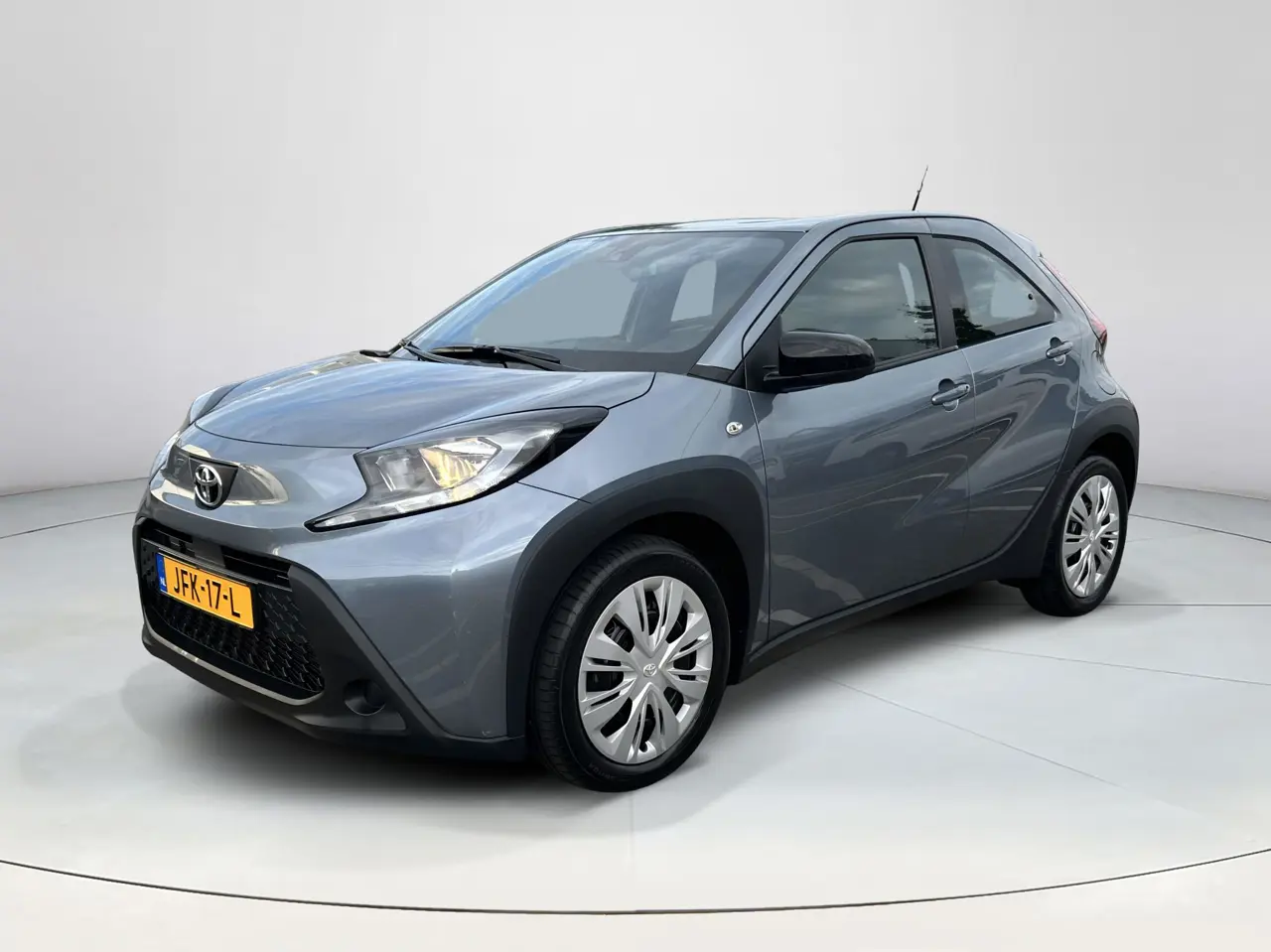 Toyota Aygo X 1.0 VVT-i Mt Play 2025, foto 1
