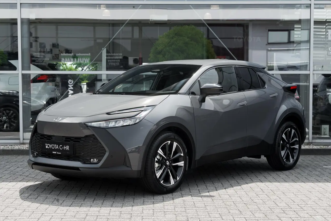 Toyota C-HR 1.8 Hybrid 140 Dynamic 2026, foto 1