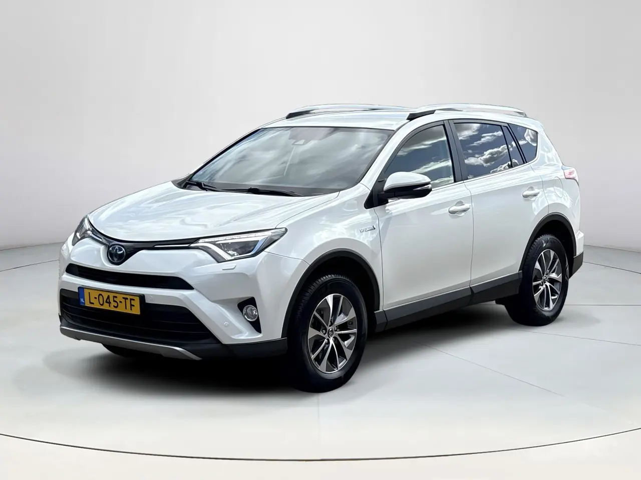 Toyota RAV4 2.5 Hybrid AWD Energy 2018, foto 1