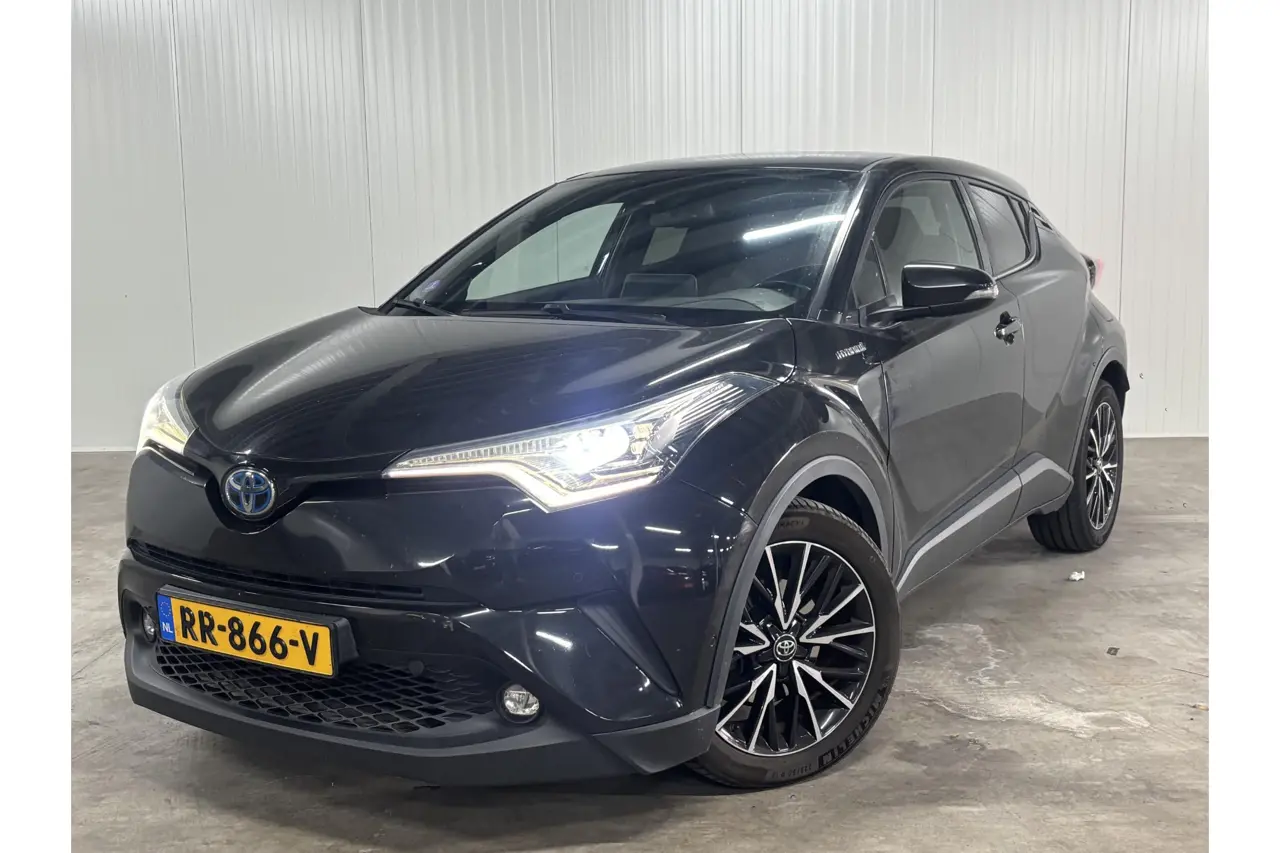 Toyota C-HR 1.8 Hybrid Executive 2018, foto 1