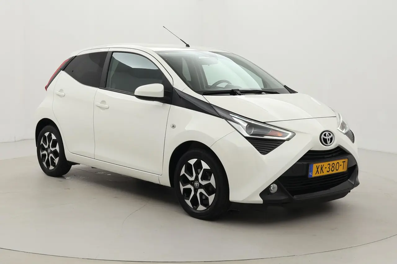 Toyota Aygo 1.0 VVT-i X-Joy 2019, foto 1