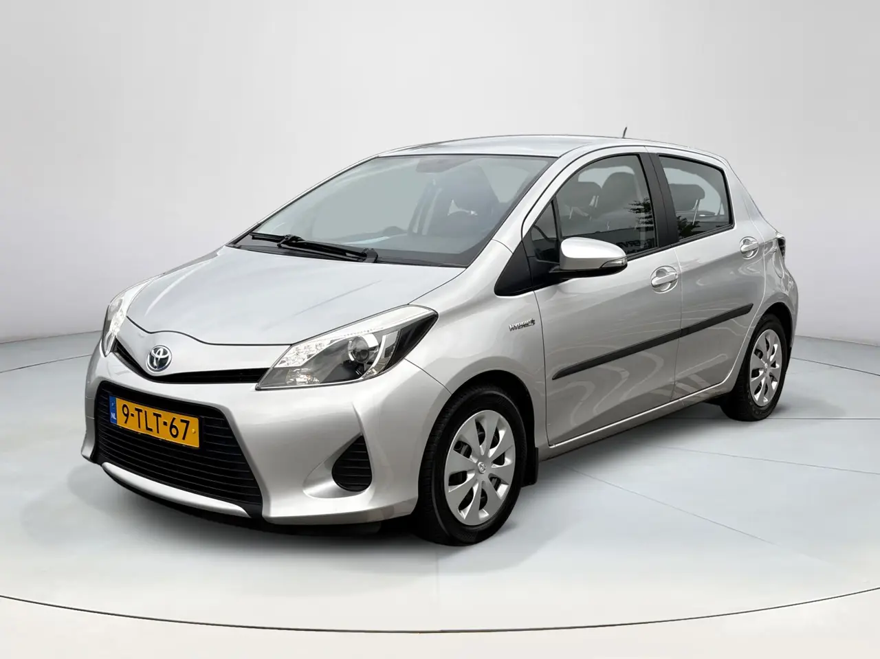 Toyota Yaris 1.5 Full Hybrid Aspiration 2014, foto 1