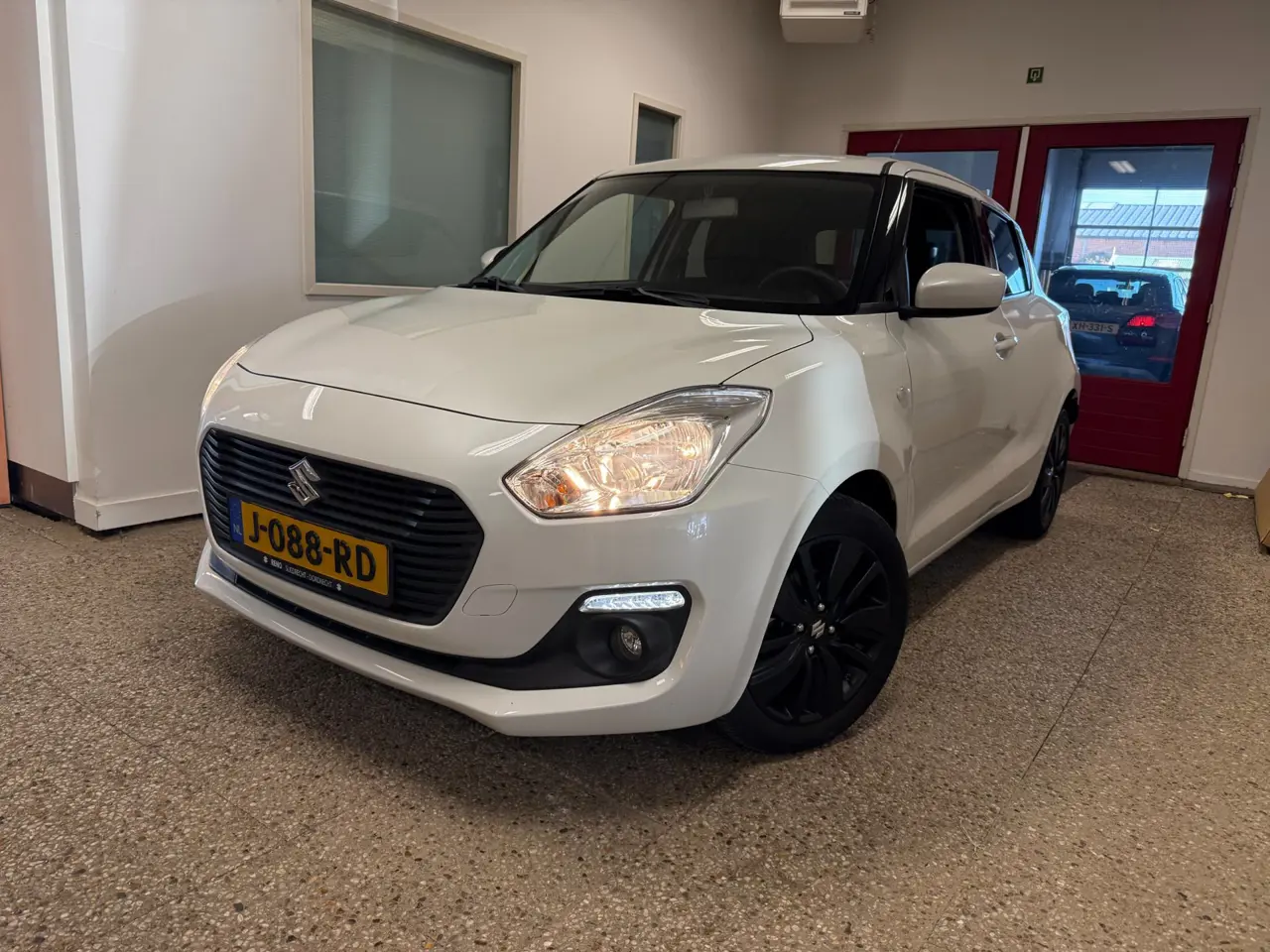 Suzuki Swift 1.2 Select Smart Hybrid Navi 2020, foto 1