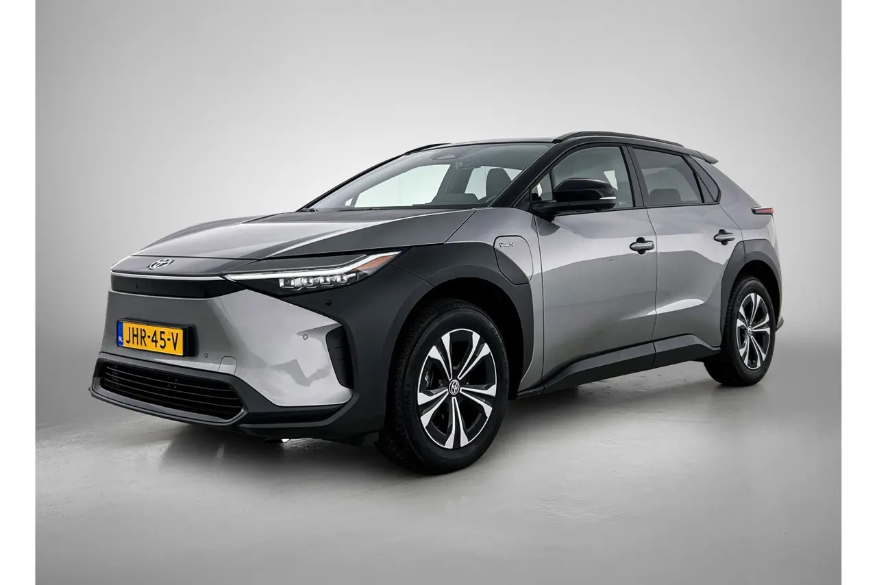 Toyota bZ4X Dynamic 71 kWh 2025, foto 1