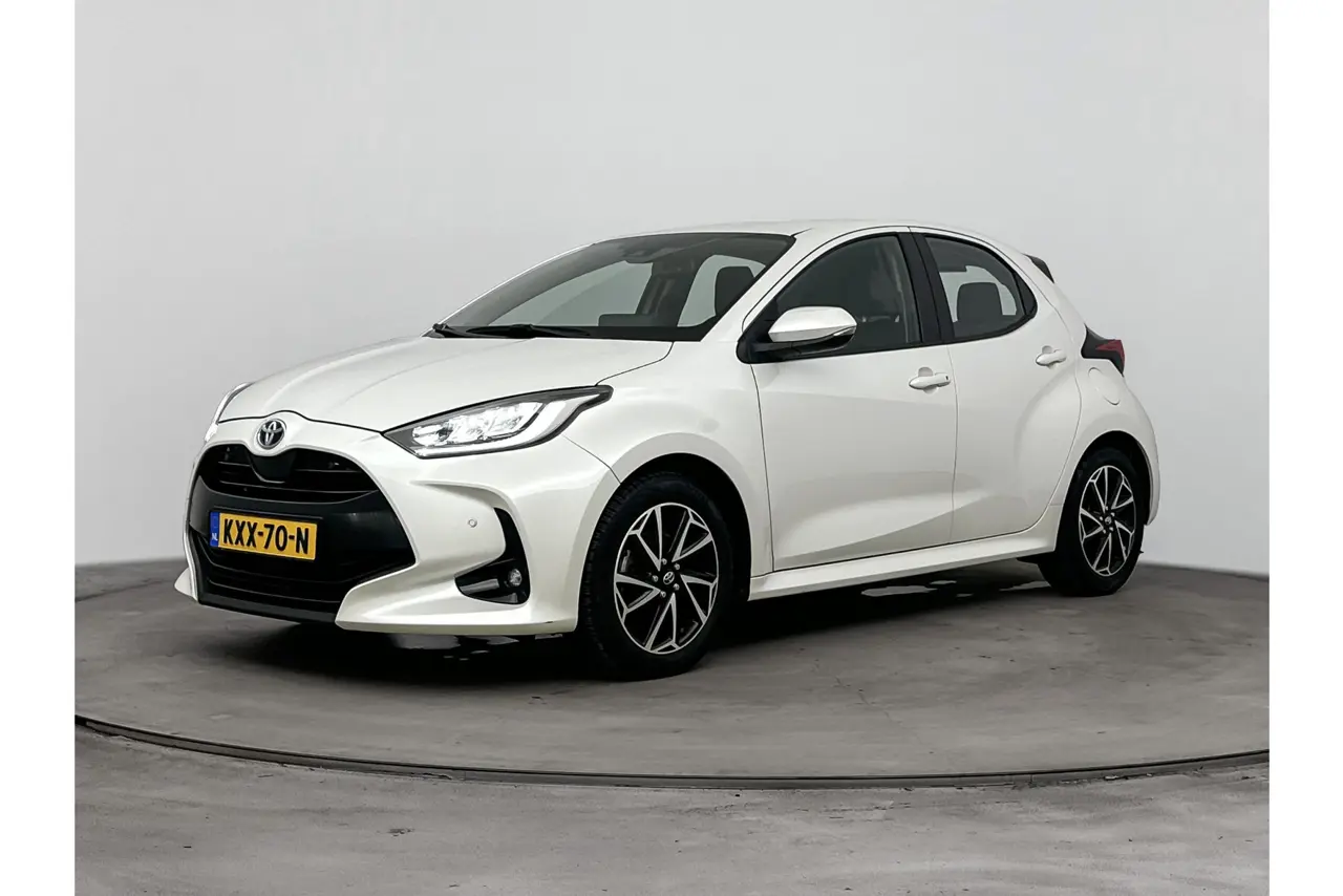 Toyota Yaris 1.5 Hybrid 115 First Edition 2022, foto 1