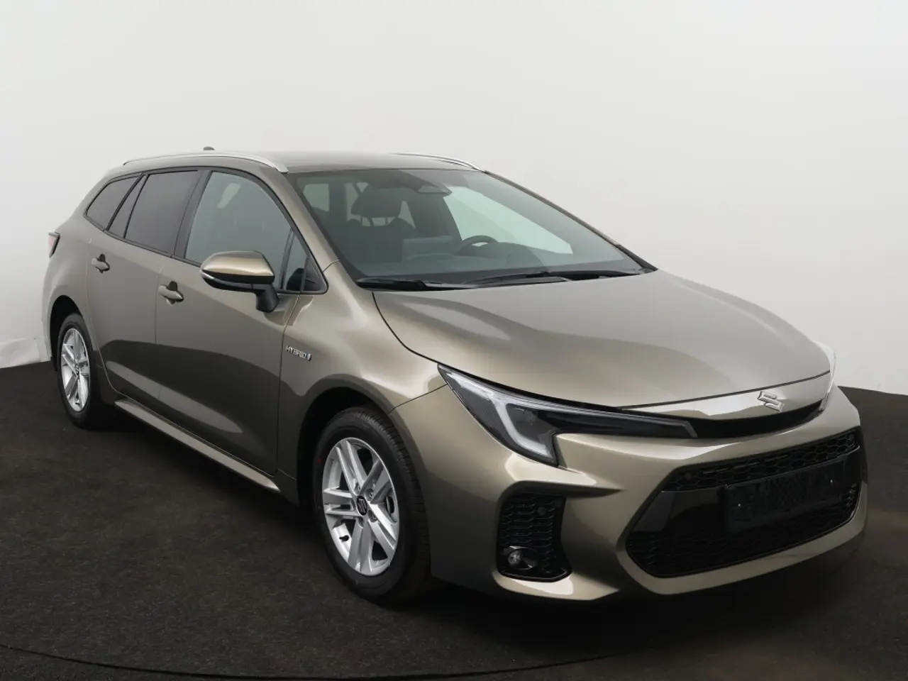 Suzuki Swace 1.8 Hybrid Style 2025, foto 1