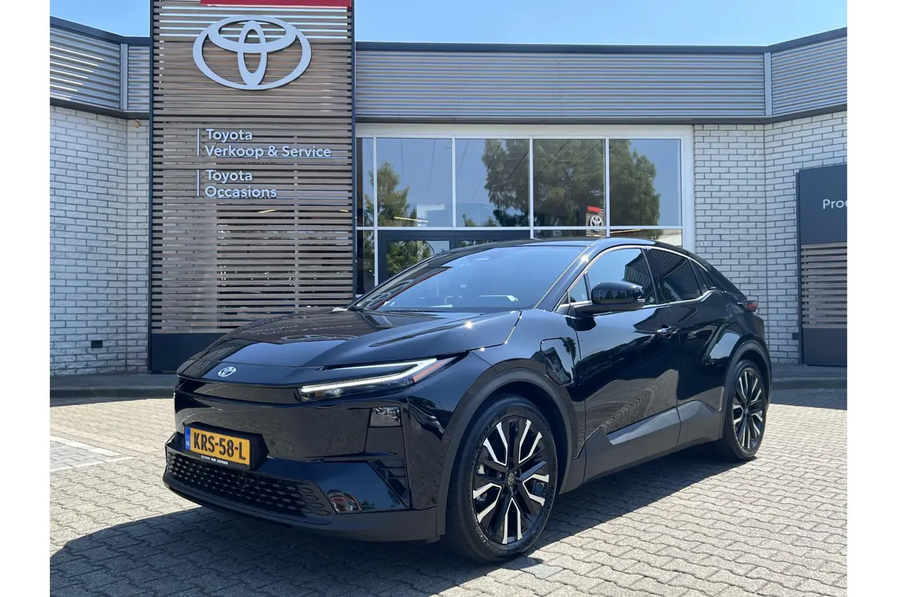 Toyota C-HR First Edition 77Kwh 2026, foto 1