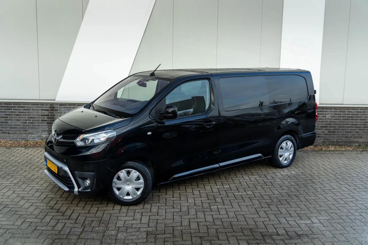 Toyota ProAce Worker 2.0 D-4D Professional Long DC EX BTW 2017, foto 1