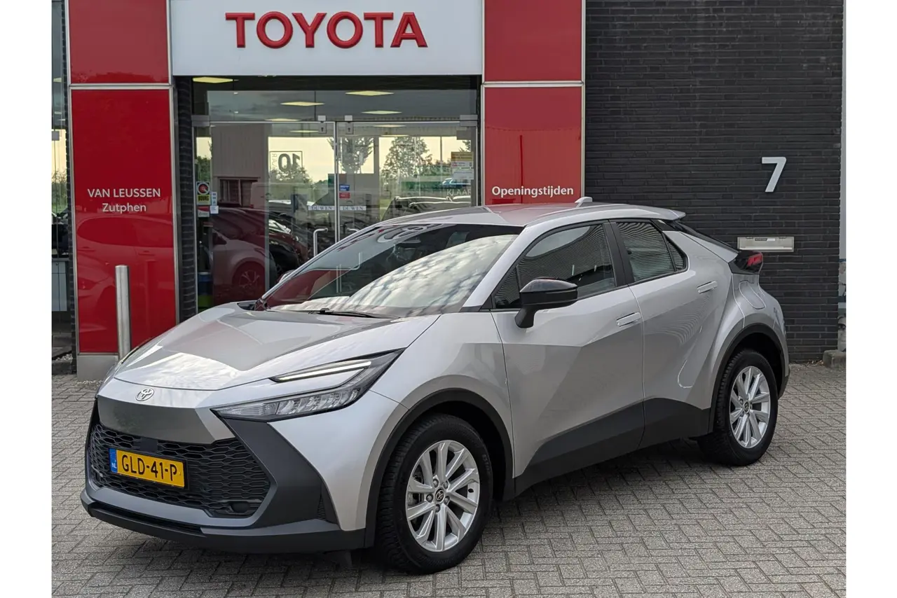 Toyota C-HR 1.8 Hybrid 140 Active 2024, foto 1
