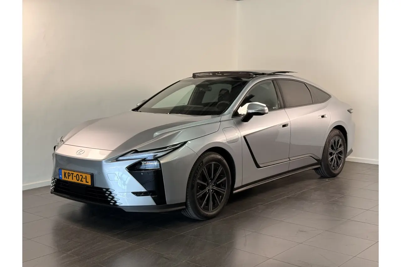 Lexus ES 350E Luxury Line 2026, foto 1