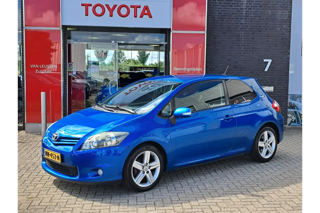 Toyota Auris 1.6 VVT-i Aspiration 2011, foto 1