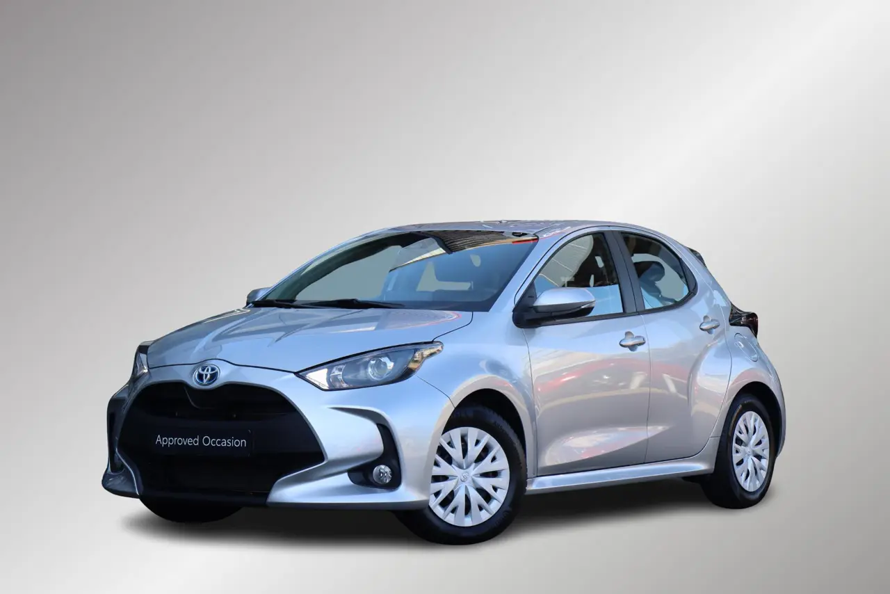 Toyota Yaris 1.5 Hybrid 115 Active, Startknop, Navigatie 2023, foto 1