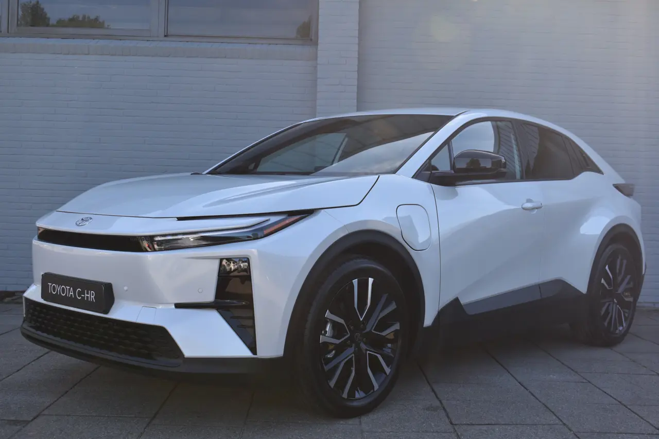 Toyota C-HR First Edition 77 kWh Automaat 224Pk 2026, foto 1