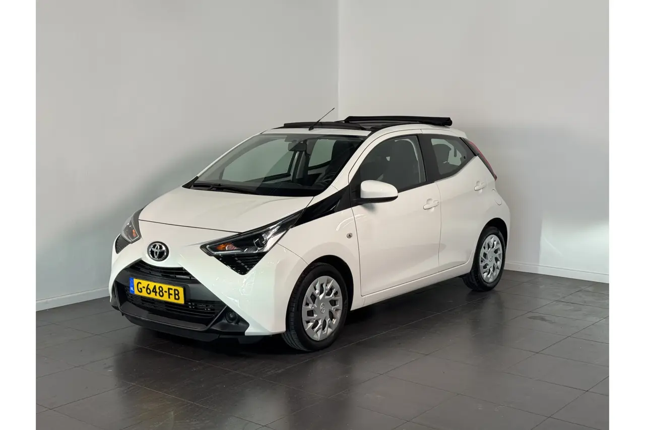 Toyota Aygo 1.0 VVT-i X-Play Limited 2019, foto 1