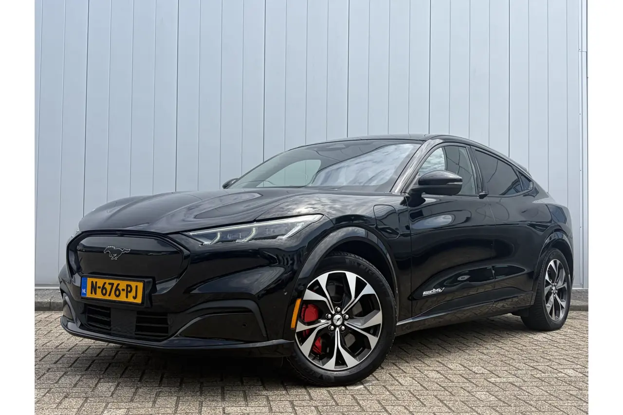 Ford Mustang Mach-E Extended AWD 98 kWh Trekhaak Pano Nl Auto Leer 360Cam 2021, foto 1