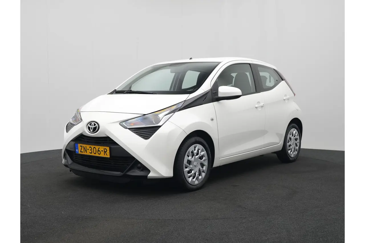 Toyota Aygo 1.0 VVT-i X-Play 2019, foto 1