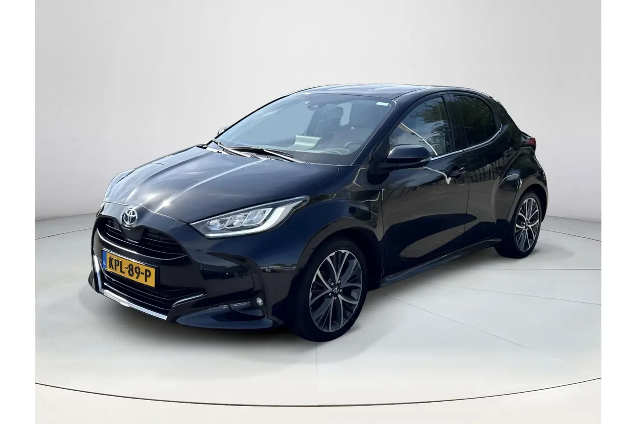 Toyota Yaris 1.5 Hybrid Executive 2023, foto 1