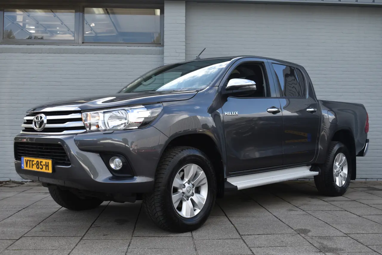 Toyota Hilux 2.4 D-4D Double Cab Professional Limited Automaat 150Pk 2019, foto 1