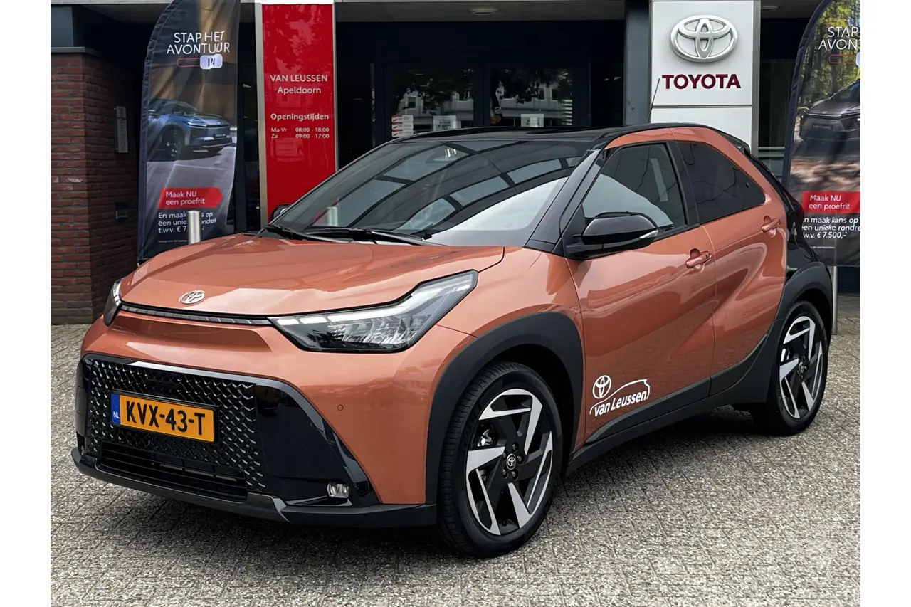 Toyota Aygo X Hybrid 115 Envy 2026, photo 1