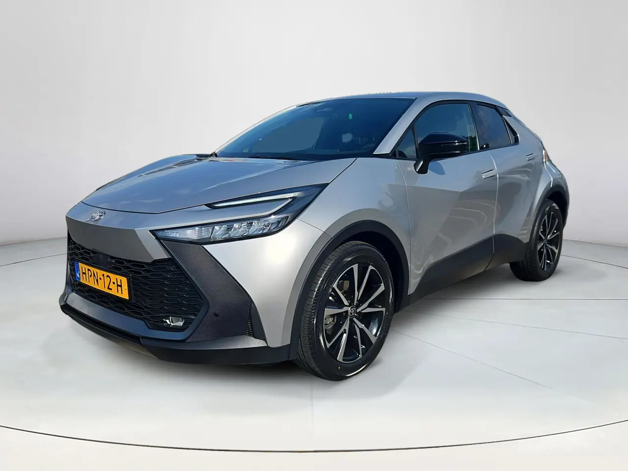 Toyota C-HR 1.8 Hybrid 140 Dynamic 2025, foto 1